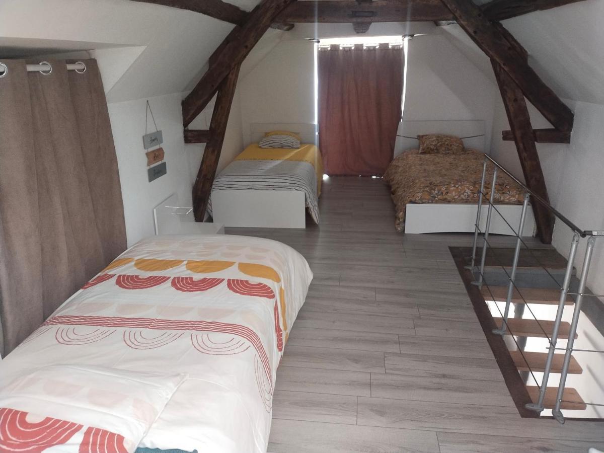 Hotel Bord De Loire Gien Esterno foto